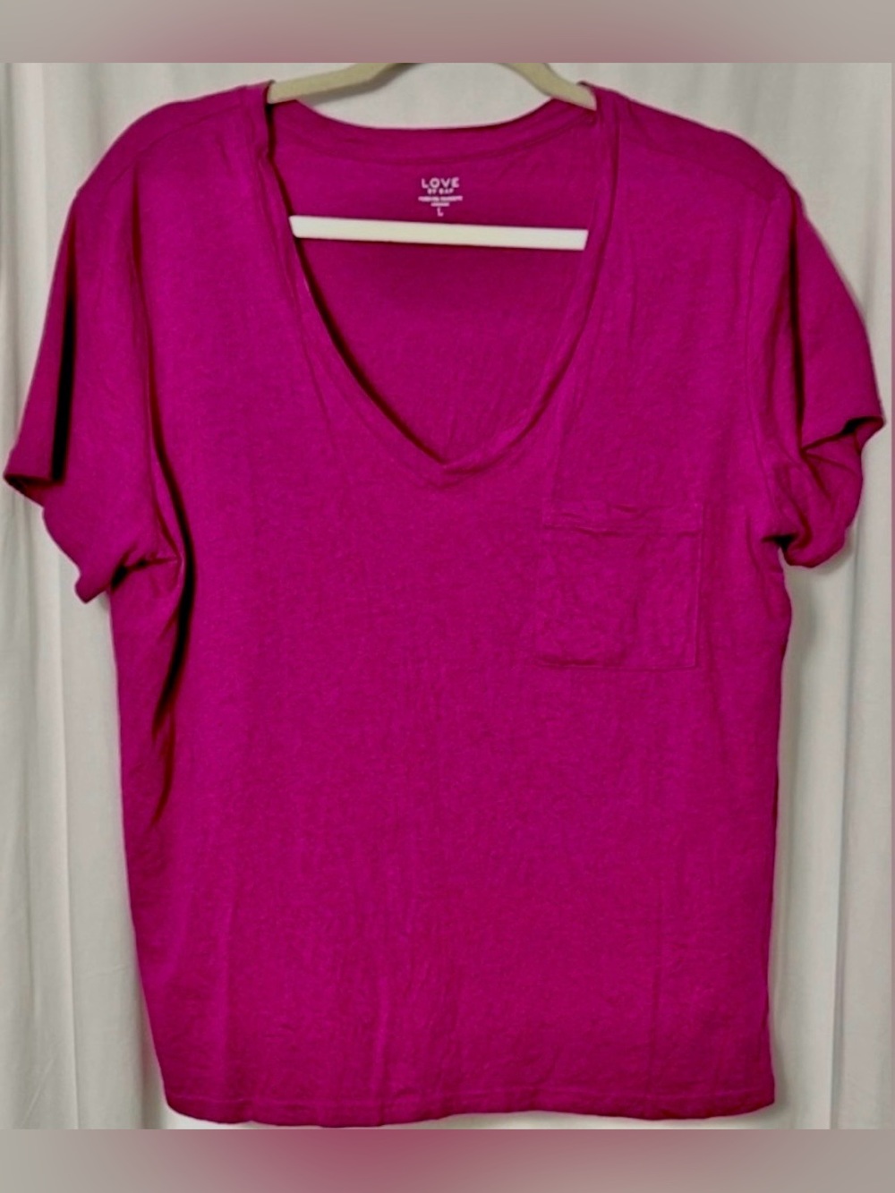 Love By Gap Women's Magenta Forever Favorite V-Neck Tee Size Large